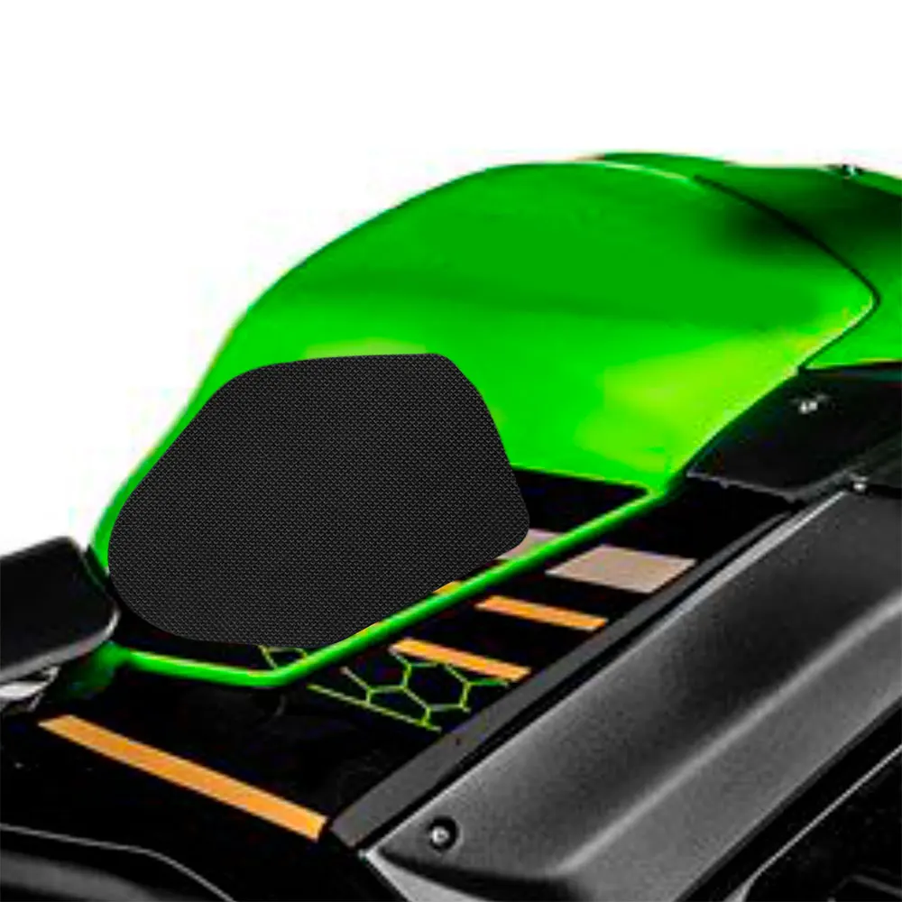 

Накладки для захвата бака KAWASAKI NINJA 650 2017-2022/Z650 2017-2024/Z400 2019-2024 из силиконовой резины