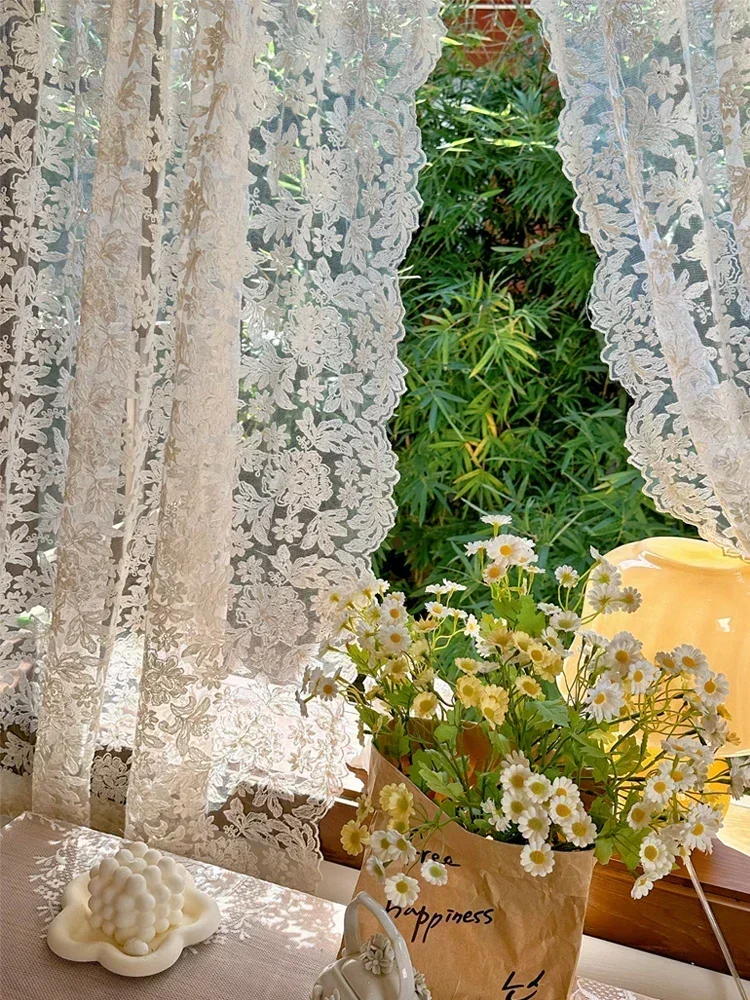 Gauze Curtains with Wavy Edge Palace European Style 2025 New Lace Partition Curtain French High-end Vintage Beige Embroidered 4