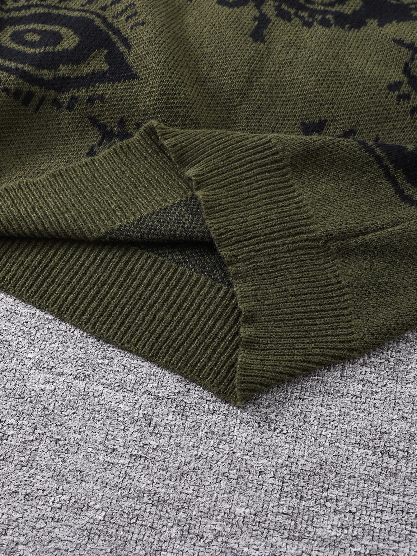 Men’s Abstract Eye Knit Sweater 5