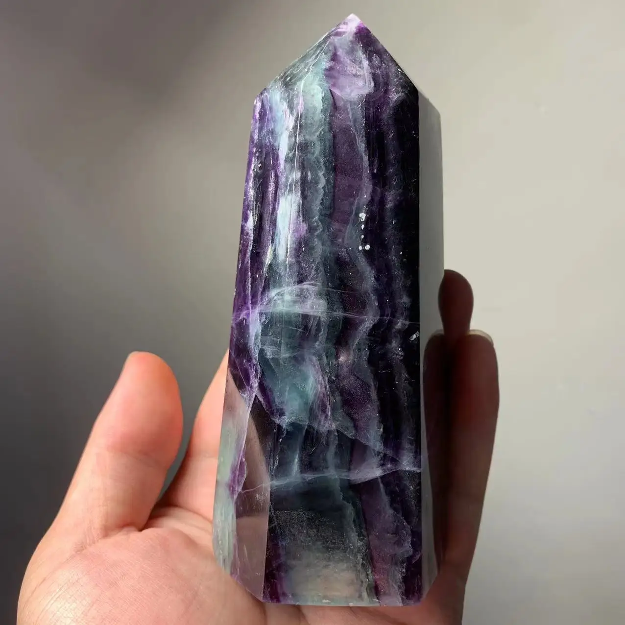 

Beautiful Natural Large Color Fluorite Crystal Point Reiki Healing Quartz Energy Stone Reiki Crystal Wand Home Office Decoration