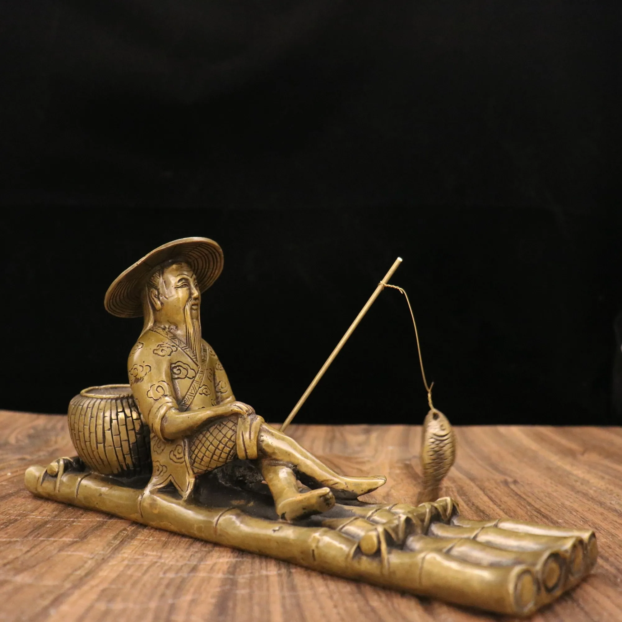 

11"Tibetan Temple Collection Old Brass Patina Jiang Taigong fishing Bamboo raft Gather fortune ornament Town house Exorcism