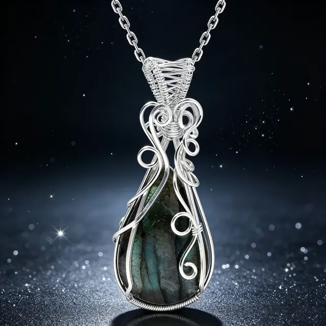 Pendentif en labradorite arc-en-ciel pour femme, fil de cuivre enroulé autour de la labradorite, bijoux en labradorite, collier en labradorite avec chaîne et boîte 1