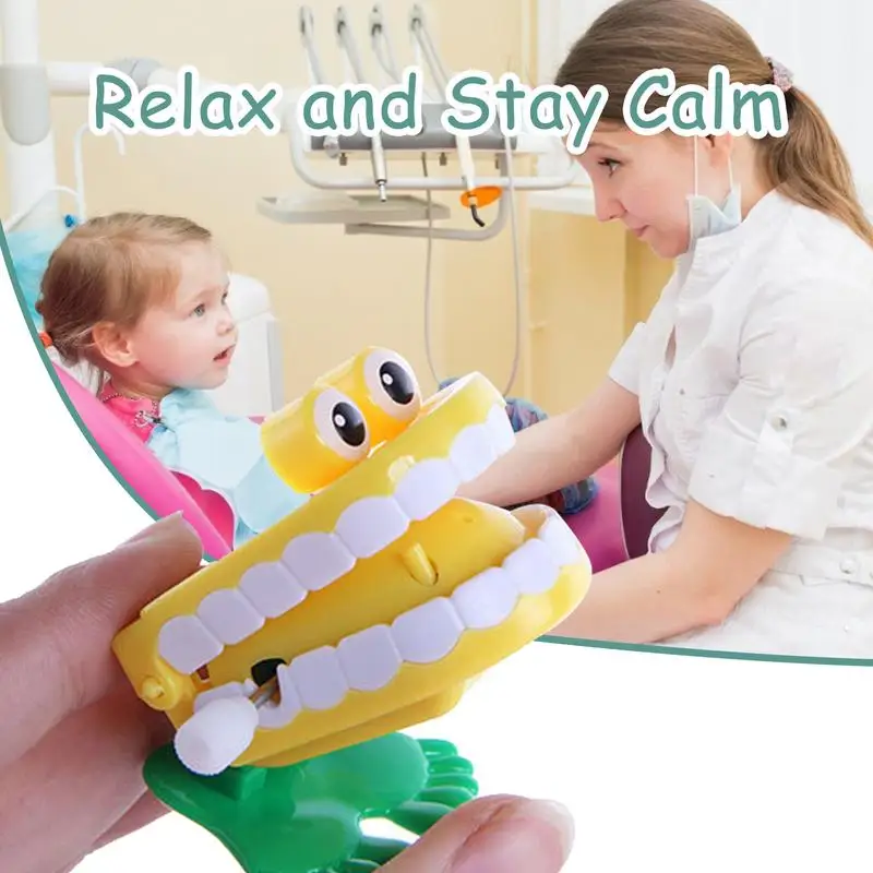 Dental Wind Up Toy Walking Teeth Toy Party Desktop Decor