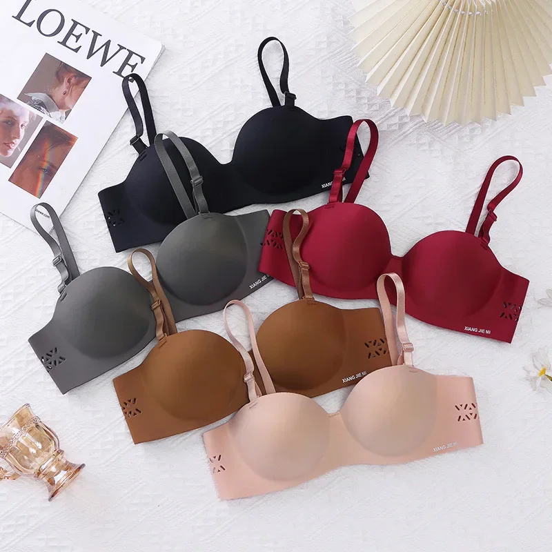 One-piece Non-scar No Steel Ring Comfortable Bra Small Chest Closed Hollow Underwear Woman Bra Bras Sexy Bra 4