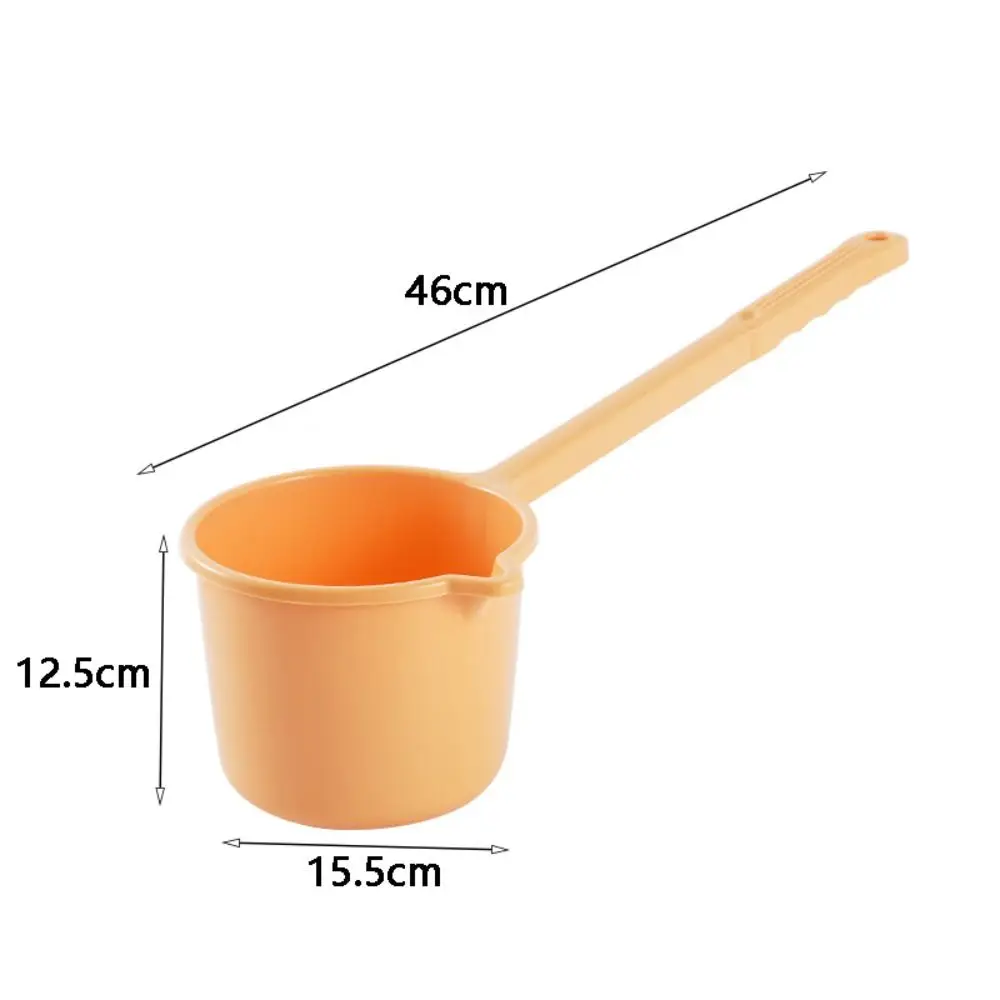 Thickened Long Handle Water Scoops Deepened Non-slip Handle Kitchen Water Spoon Plastic Washing Ladle Watering Flower