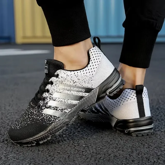 Chaussures de planche de conception accrocheuse de rue explosive pour hommes avec des couleurs uniques assorties chaussures de marche antidérapantes confortables et respirantes 3