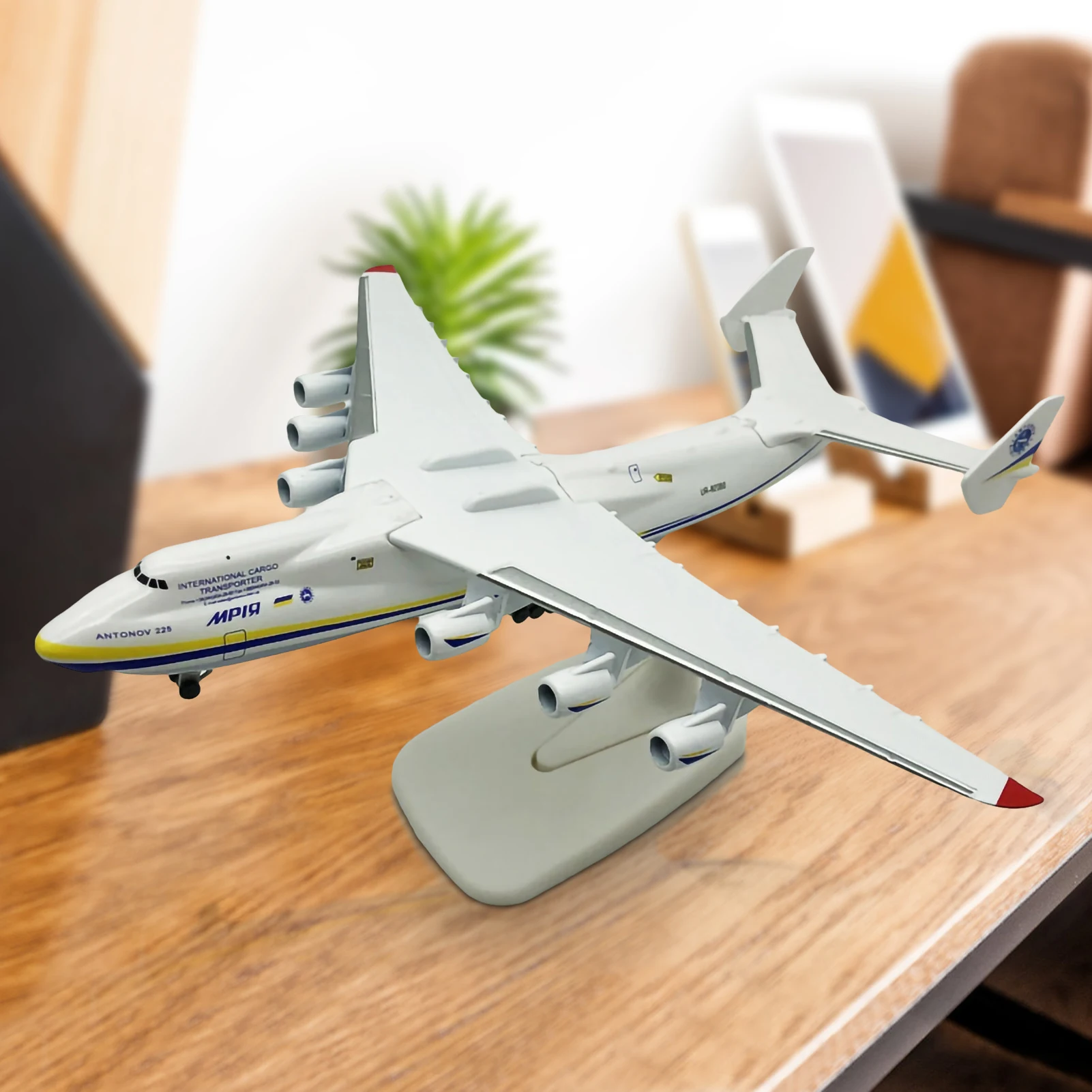 

Посадочное шасси для модели летательного аппарата 20 см, съемный большой самолёт Anton 225, подарок для друга на день рождения