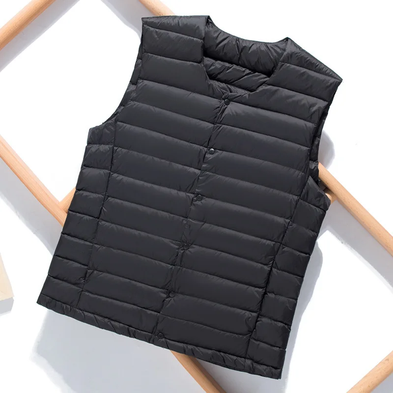 Men White Down Vest Man's Clothing Ultra Light Down Waistcoat Portable Sleeveless Coat Man Winter Round Collar Warm Liner