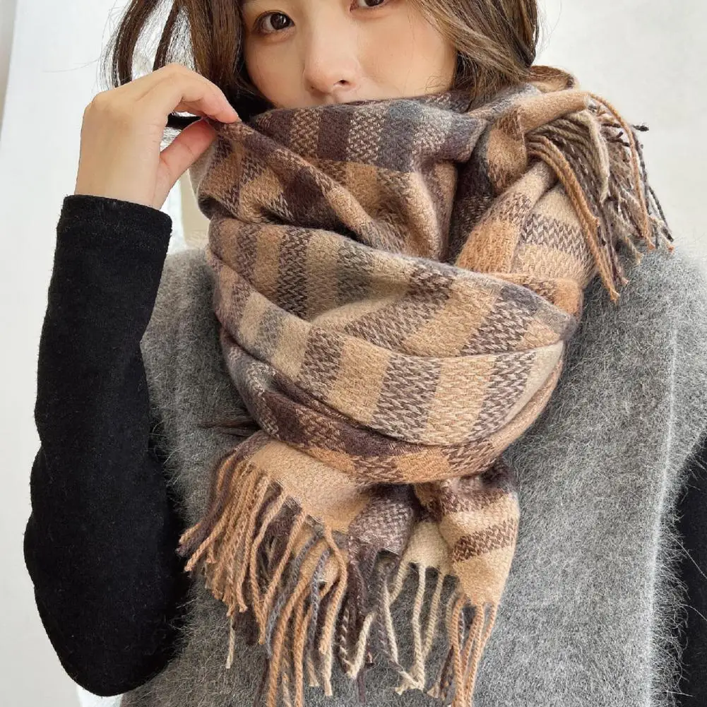 Рисунок 6 - Декоративный шарф с кисточками