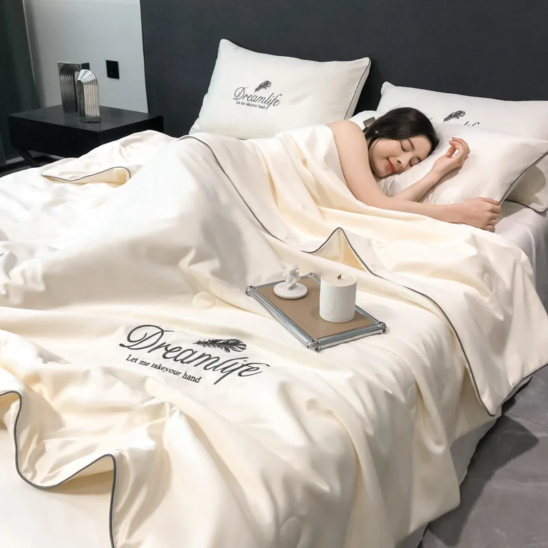 4 Pcs Set Luxury Embroidery Summer Thin Quilt Silky Breathable Queen Quilts Air-conditioned Comforter Bedding Set Summer Blanket summer quilt summer quilt set