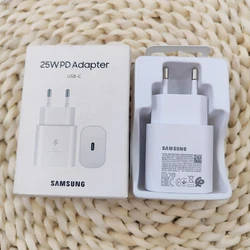 25W Super Fast Charger PD USB - C Adapter Cargador - White EU (Box)