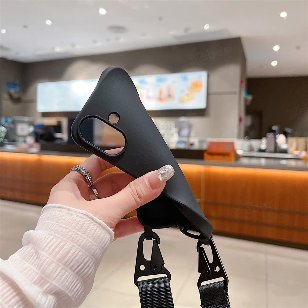 Étui de téléphone en silicone mat avec lanière large et collier bandoulière pour iPhone 16 15 14 Pro Max 13 12 11 XR XS MAX Housse mate antichoc_voghion.com