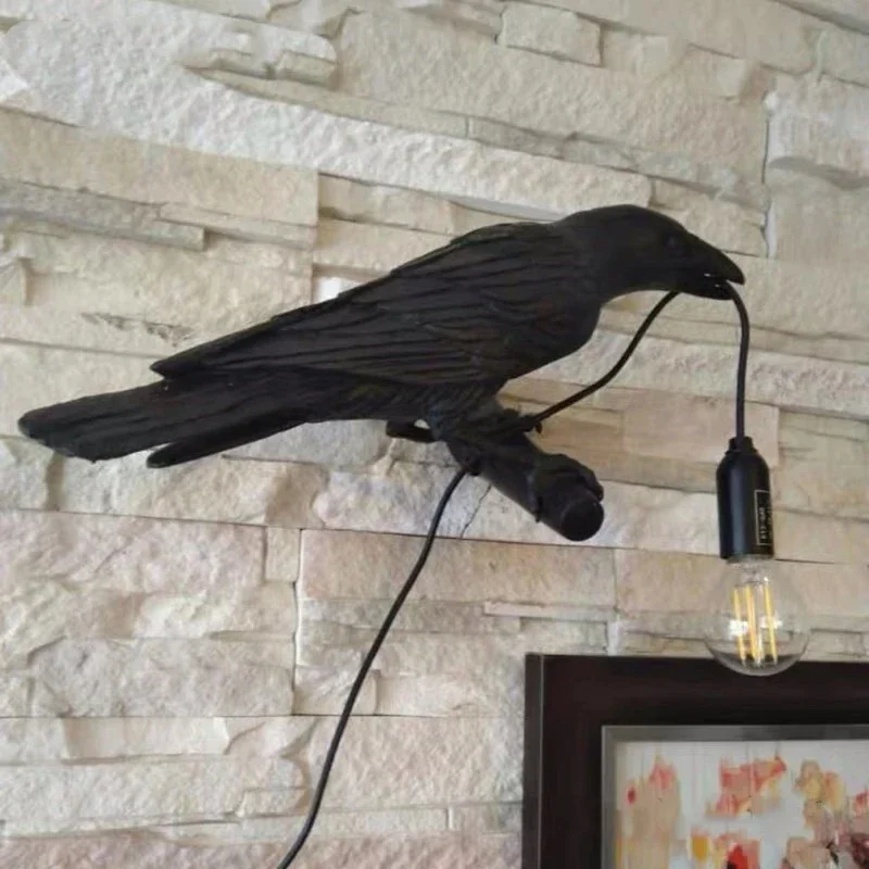 Lucky Bird Table Lamp Creative Gothic Style Wall Lamp Resin Animal Lights Bedroom Bedside Living Room Lively Home Decor Lighting 3
