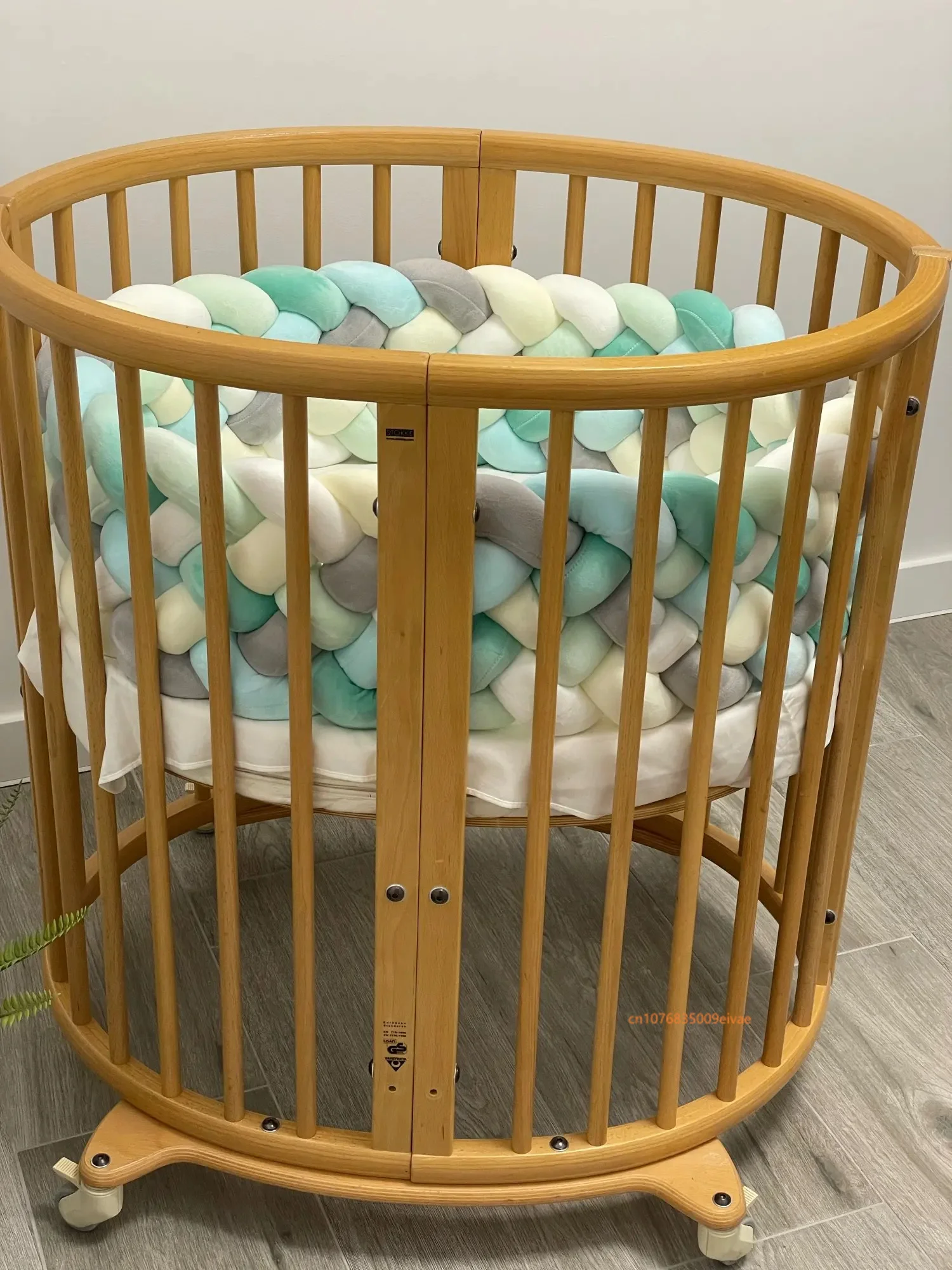 lit bebe poupon berceau en bois