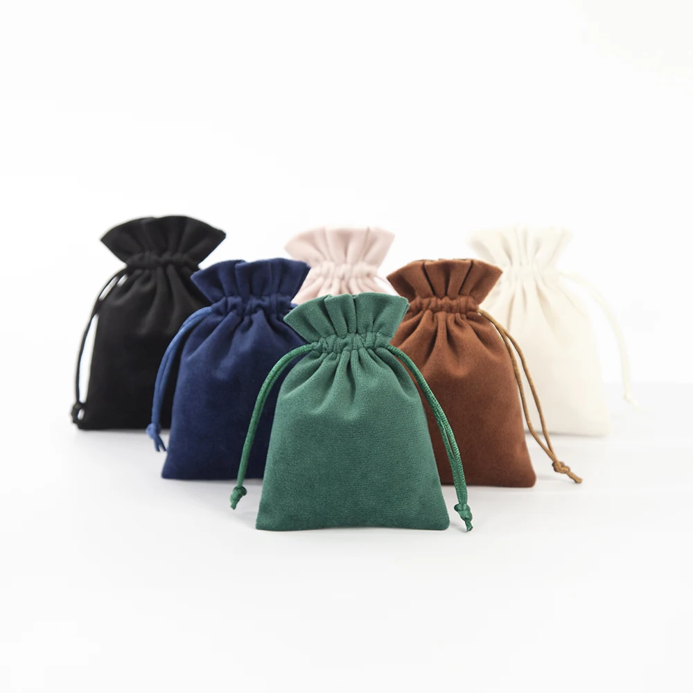 100pcs Velvet Small Gift Bags for Christmas Wedding Favors Drawstring Pouch Jewelry Rings Earrings Packaging Storage