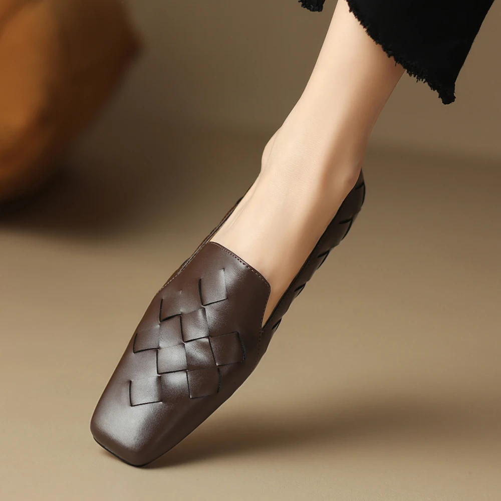 

Лоферы женские из коровьей кожи на плоской подошве в британском стиле