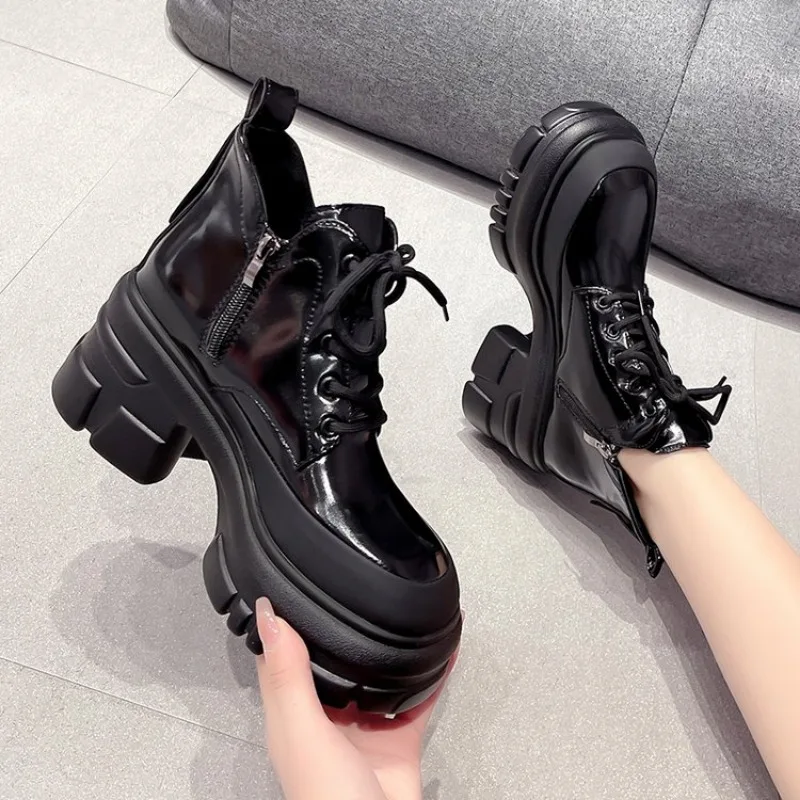 

Женские спортивные туфли Harajuku на танкетке, увеличивающие рост массивные кроссовки для папы, Женская дышащая кожаная повседневная обувь на платформе