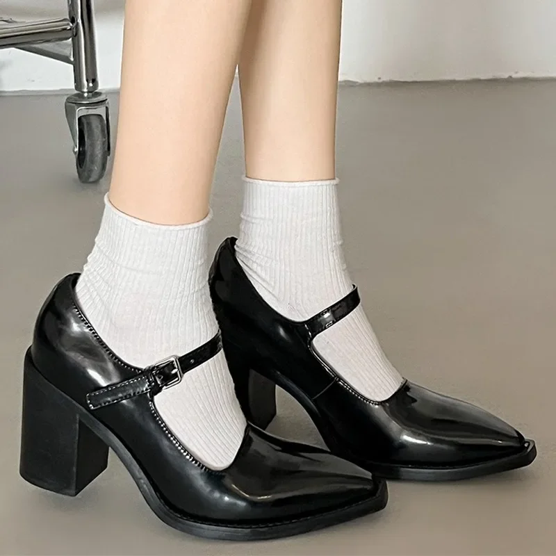 

Туфли-лодочки женские на высоком каблуке, с острым носком