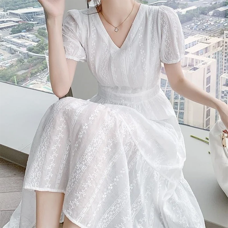 Summer New Pure Cotton V-neck Embroidery Elegant Fashion White Dresses Ladies Short Sleeve Waist Sweet Robe Dress Female Vestido 2