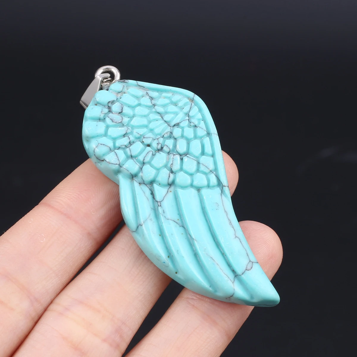 

Angel Wings Carved Natural Stones Charm Crystals Agate Turquoise Gemstones Reiki Pendant Diy for Earrings Healing Quartz