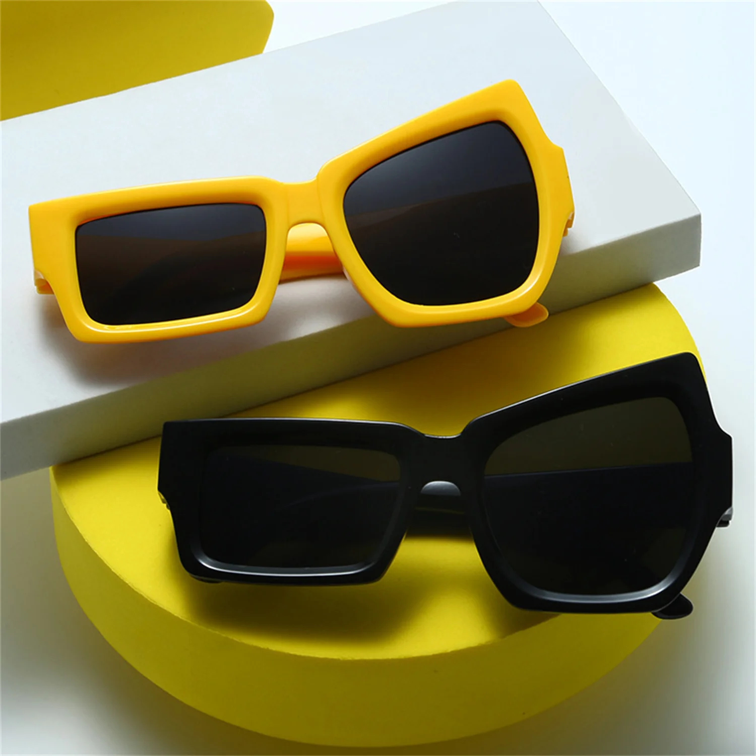 Neuheit Party Sonnenbrille Asymmetrische Trendy Brillen Sonnenbrille für Mädchen Festival Hip Hop Dance Pool Party Kostüm Dekoration – Detail 8