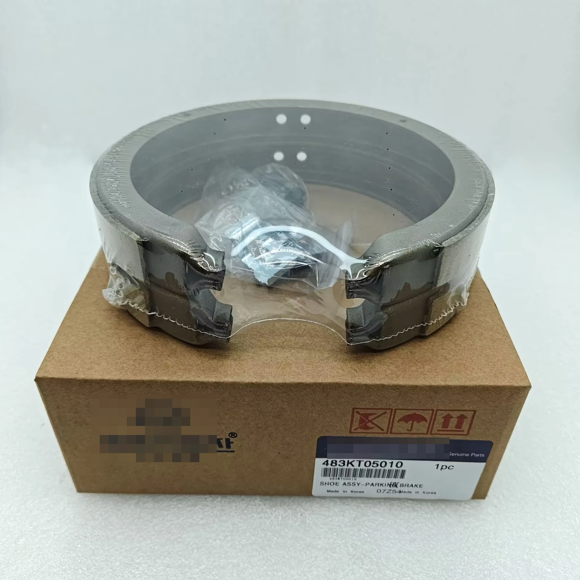 SHOE ASSY-PARKING BRAKE For Ssangyong ACTYON KORANDO KYRON MUSSO REXTON 483KT05010