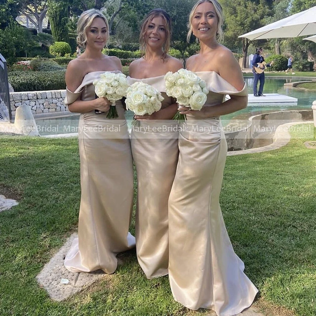 damson coloured bridesmaid dresses with sleeves - Google Search  Vestidos  de dama de honor púrpura, Vestido de novia de cóctel, Ser una dama de honor