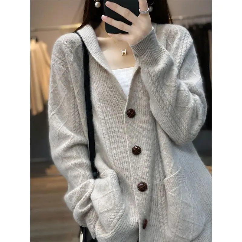 

Women's Autumn and Winter New Fashion Elegant V-neck Solid Long Sleeve Knitwear Casual Versatile Loose Commuter Popularity Tops