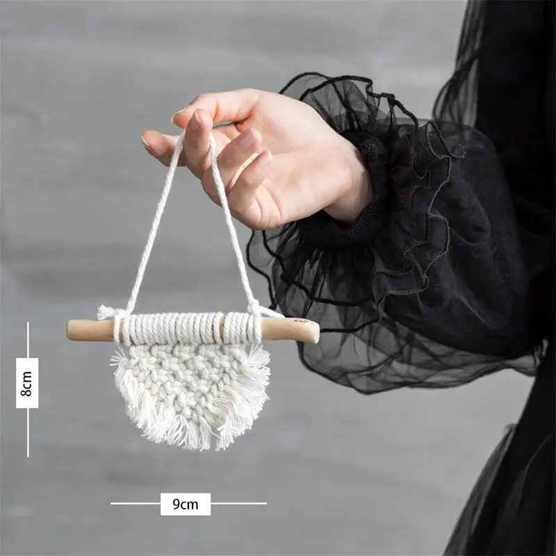 Wall Hanging 01