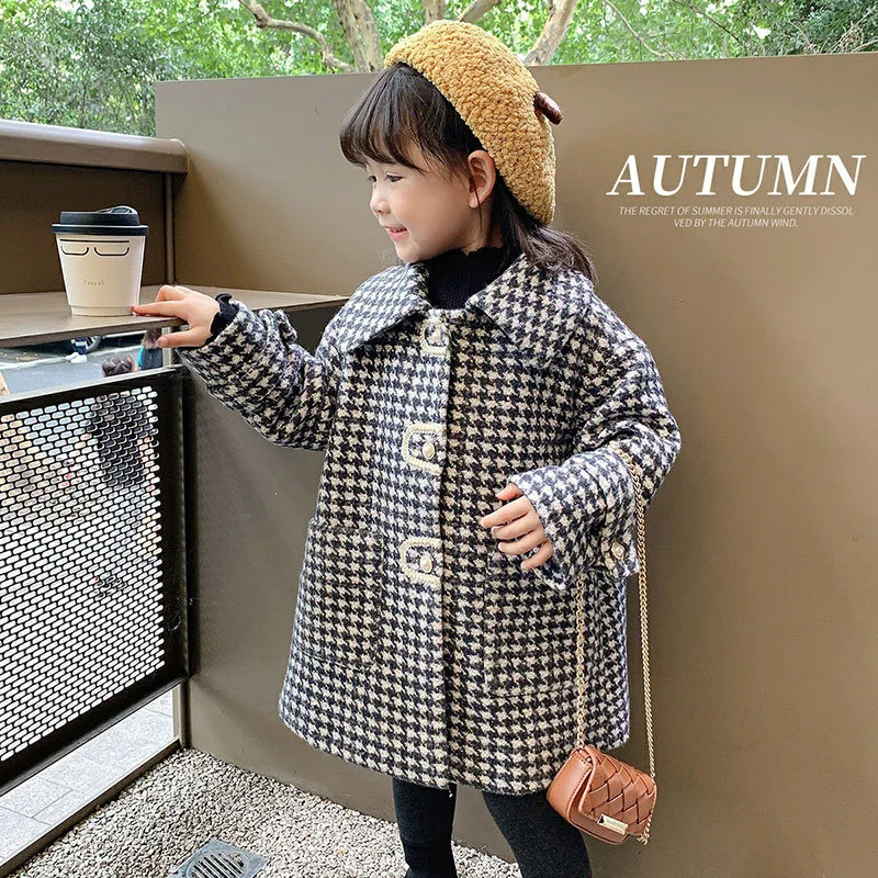 Рисунок 6 - Шерстяное пальто для девочек