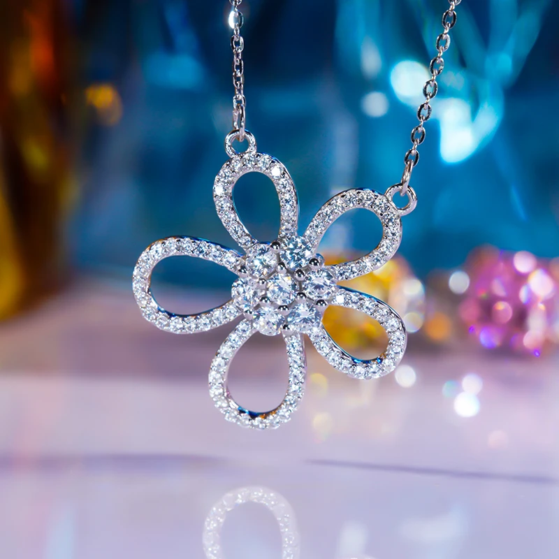 

S925 Sterling Silver Platinum Plated Necklace High Carbon Diamond Hollow Flower Pendant Clavicle Chain for Women Fine Jewelry
