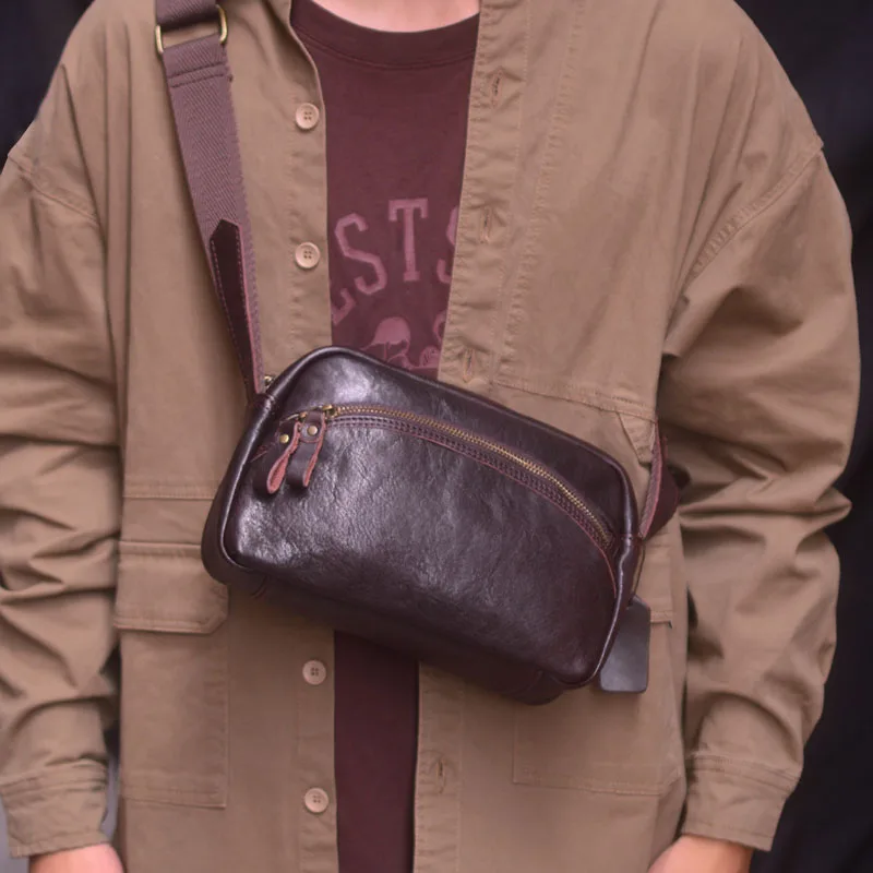 

AETOO Neutral style retro personality design zipper small bag Portable storage Large capacity leather head layer cowhide crossb