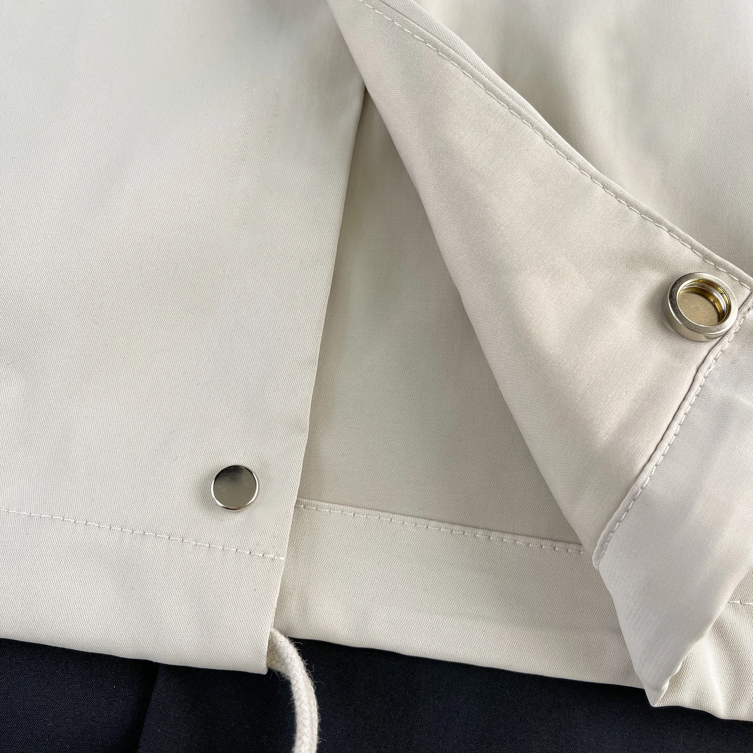 Рисунок 5 - Куртка тканая блестящая большого