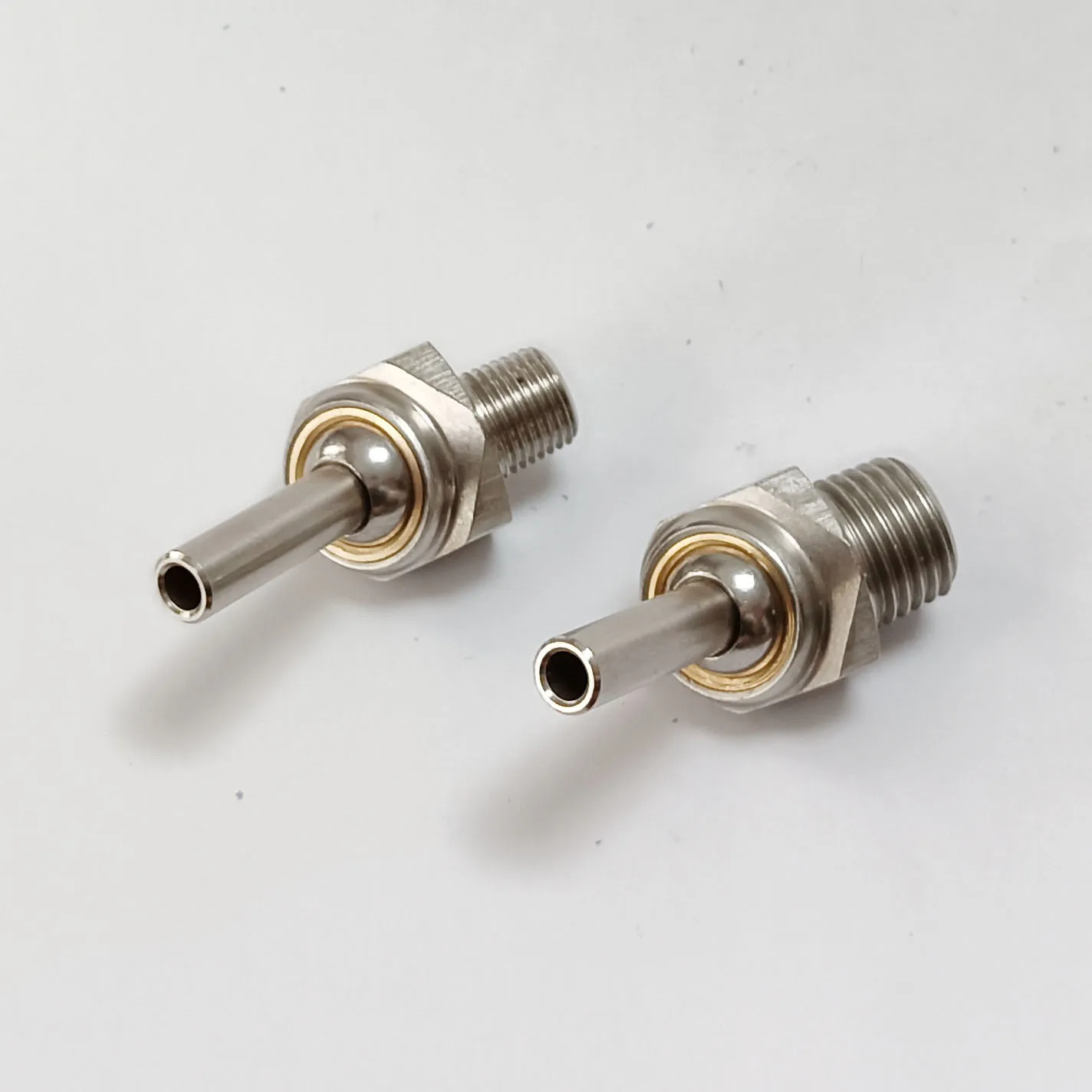 Рисунок 4 - Токарный станок с ЧПУ из нержавеющей стали SS304