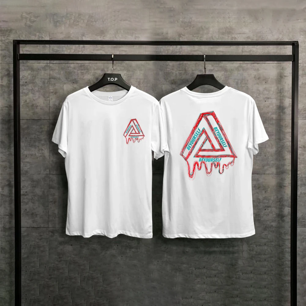 T-shirt in cotone da uomo con stampa triangolare del designer Camicia sportiva da strada Abbigliamento moda casual da donna unisex_voghion.com