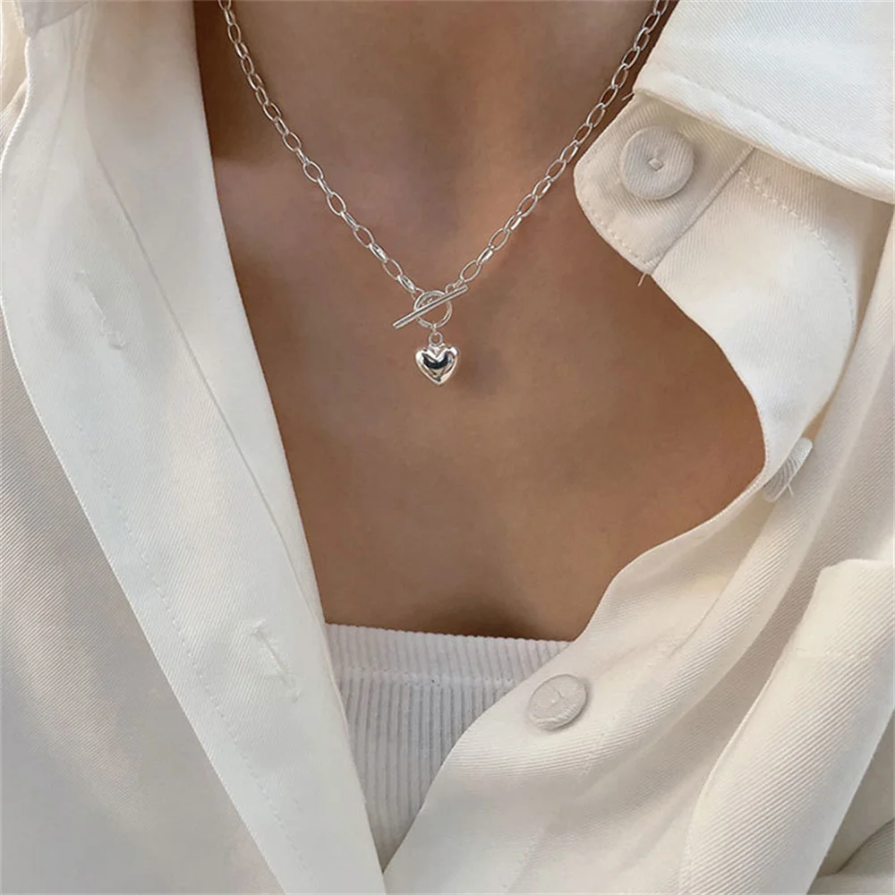 Metal Love Heart Cupid Pendants Female Clavicle Chain Light Luxury Niche Design Necklace