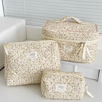 Vintage Women Floral Print Cosmetic Pouch Handbag Travel Orgainzer Make Up Storage Bag Large Capacity Quilted Bag For Gift 1