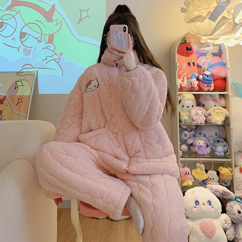 

Кавайная Sanrios HelloKittys Pachacco Pompompurin зимняя плюшевая Пижама мультяшная анимация женский с длинным рукавом Высокий шейный комплект белья