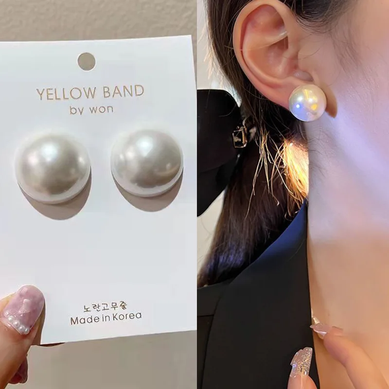 Trend 2.0CM Big Imitation Pearl Round Stud Earrings Minimalist Statement Brincos for Women Geometric Party Wedding Girl Gifts