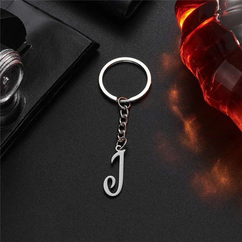 Fashion DIY A-Z Initials Metal Keychains Holder Pendent Key Chain Women Car Key Ring Simple Letter Name Keyrings Party Gift