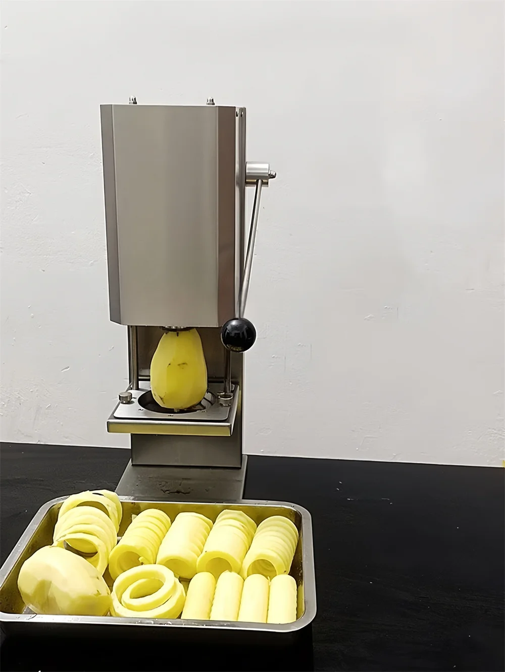 Description Picture 6 of itemTornado Potato Cutter Machine Electric Spiral Cutting Machine Chips Machine Chopper Potato Chip Machine