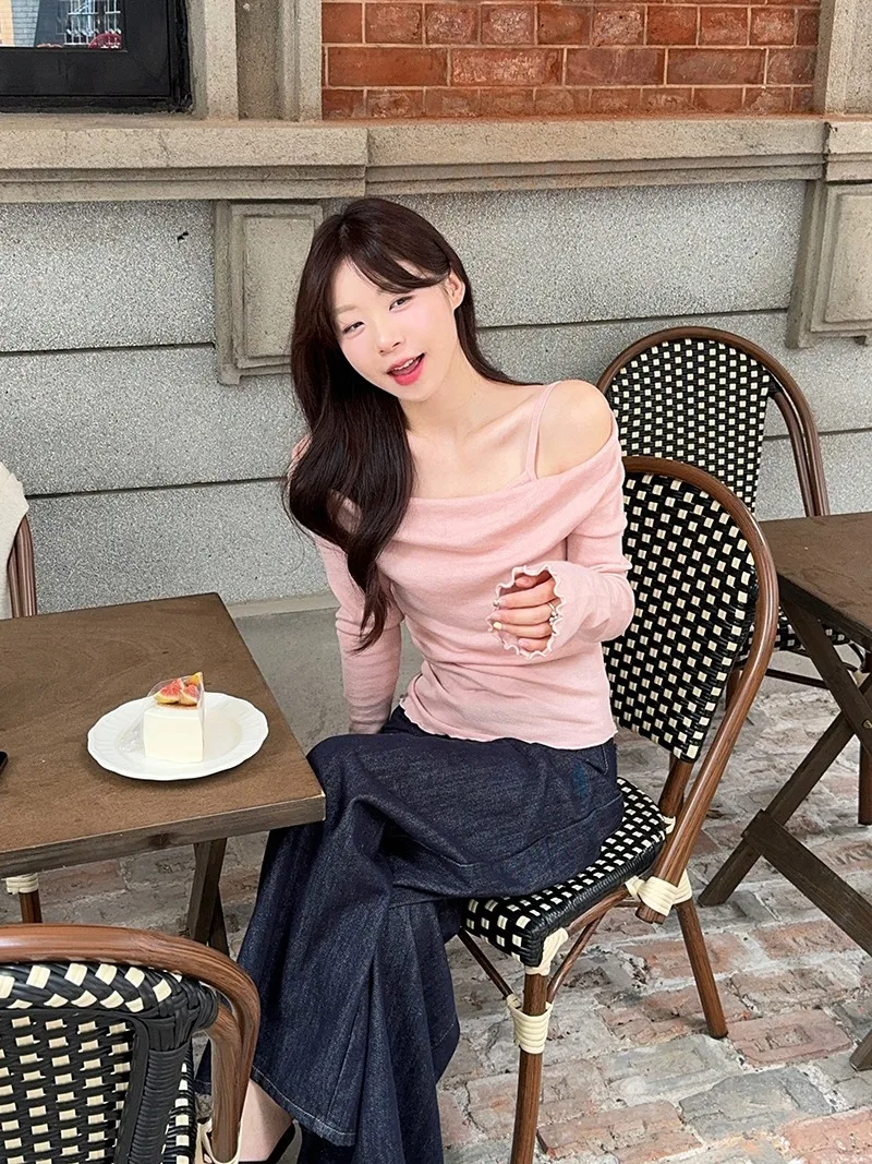Fake Two-piece Off Shoulder Long Sleeve T-shirt Women's Sexy Slash Neck Flare Sleeve Base Shirt Top Autumn Casual Slim Fit Tops