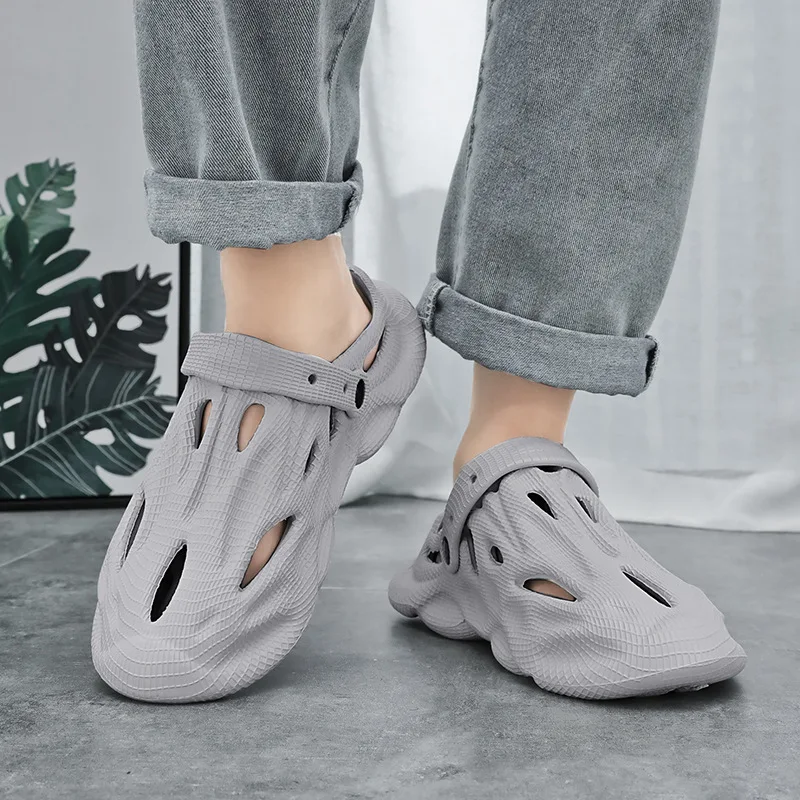 Top Seller Slippers Outdoor Summer New Hollow Out Holes Non-slip slippers Roman Beach Shoes Casual Sandals
