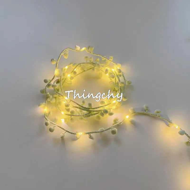 thumbnail image 1 of Guirnalda de luces LED con pompones de colores, cadena de luces con batería de microalambre de cobre para mesa, boda, fiesta, decoración del hogar, 1 of 5