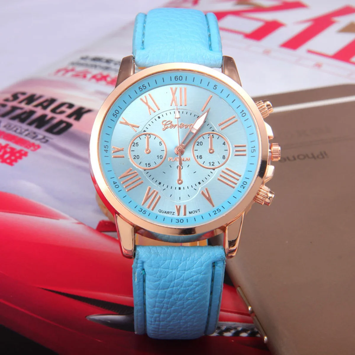 5pcs/Set-Fashionable Women's Watch with Simple Roman Dial Quartz Watch Women's Leather Strap Watch Jewelry Set (no Box)