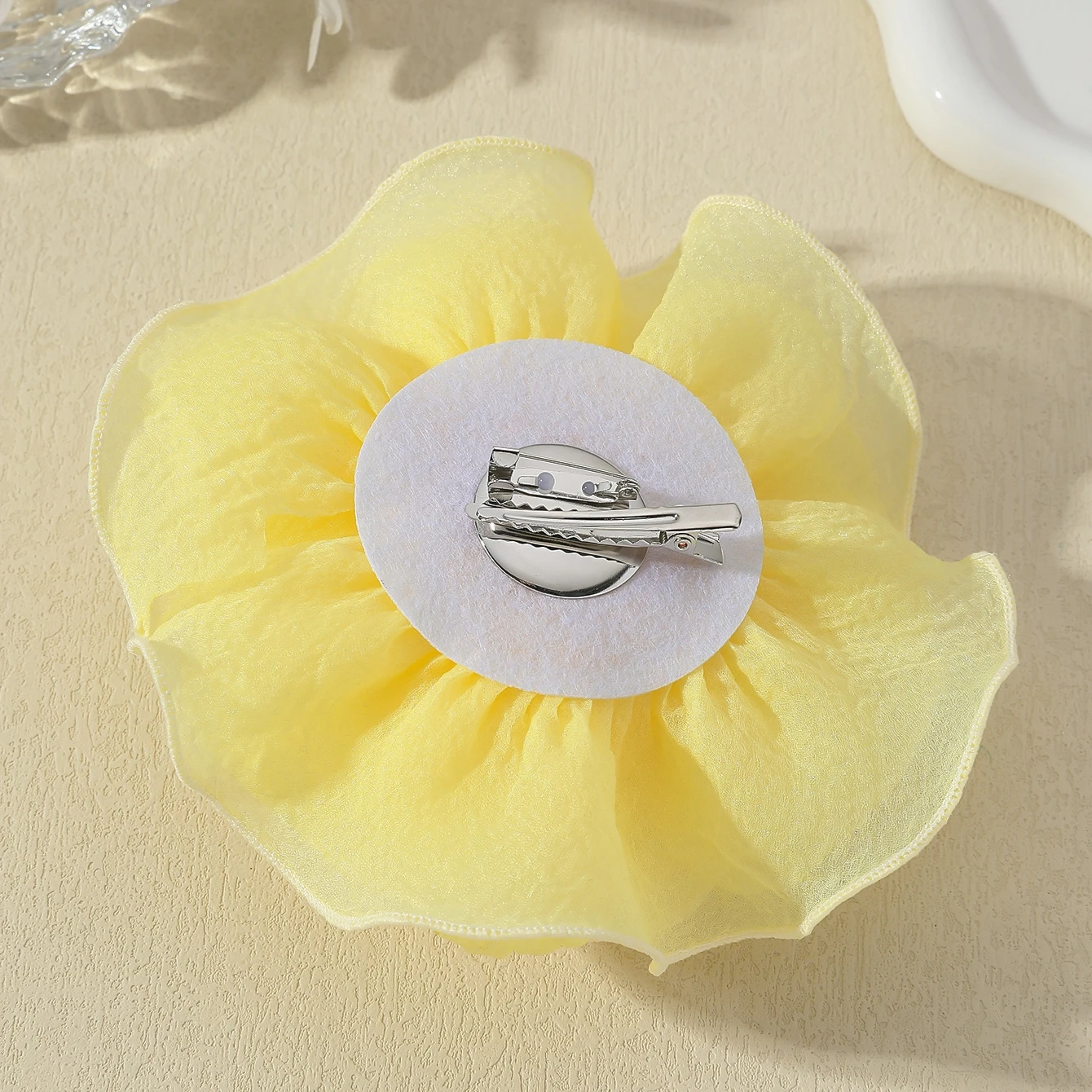 15CM French Style Lace Rose Flower Brooch for Women Ladies Vintage Exquisite Floral Lapel Pins Party Weddings Jewelry Accessory