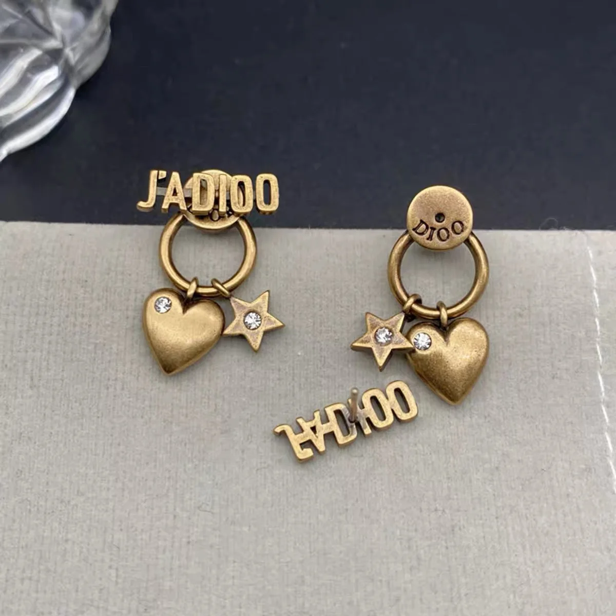 2024 Fashionable Classic Copper Alloy 24K gold Plated Earring Nail or Drops High sense Anti-Allergy post Vintage Niche Jewelry