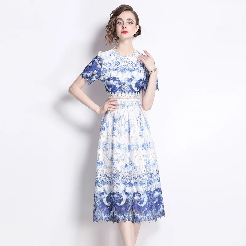 

2024 Fashion Floral Embroidered Lace Dress Women Short Sleeve Blue and White Porcelain Floral Cutout Crochet Luxury Midi Dress