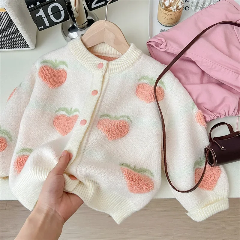 

2024 Valentine's Day Girls Sweater BabyKnitted Cardigan Jacket Spring and Autumn New Children's Celebrity Knitted CardiganTops