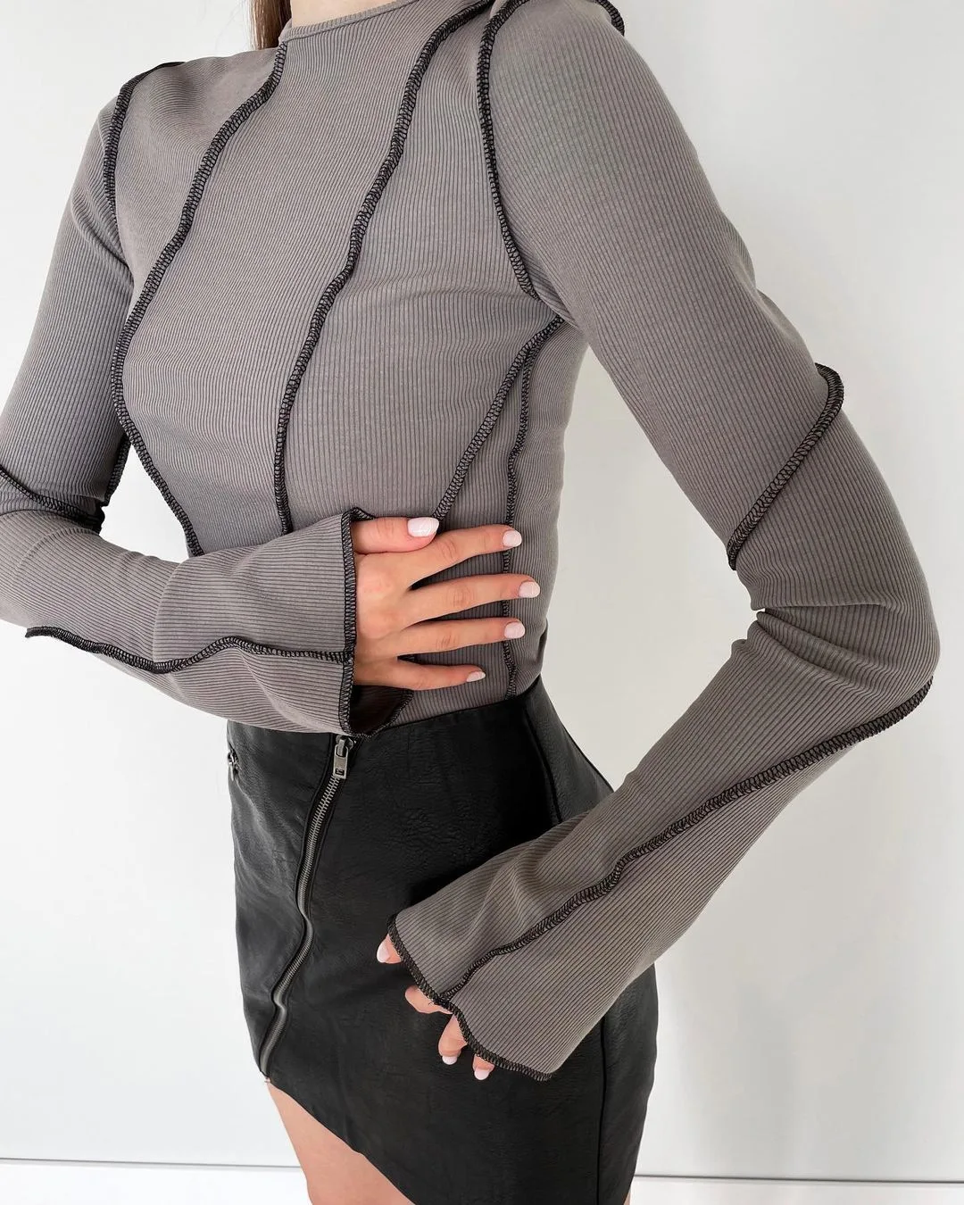 

New Underlay Women's Fashion Sexy Long sleeved T-shirt for Women